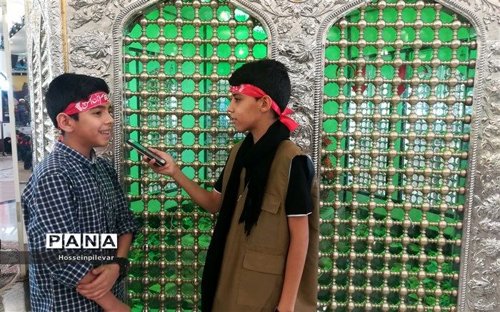 حضور دانش آموزان در همایش احلی من العسل پیمان با حضرت قاسم برای ولایت پذیری است