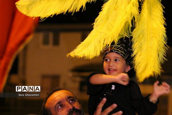 عزاداری شب هفتم ماه محرم در هیات‌های عزاداری ساری