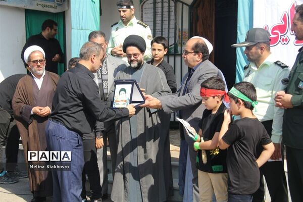 تجمع بزرگ احلی من العسل در محمودآباد