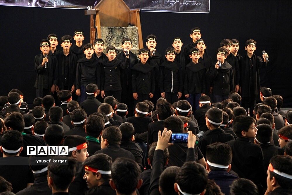 تجمع بزرگ احلی من العسل