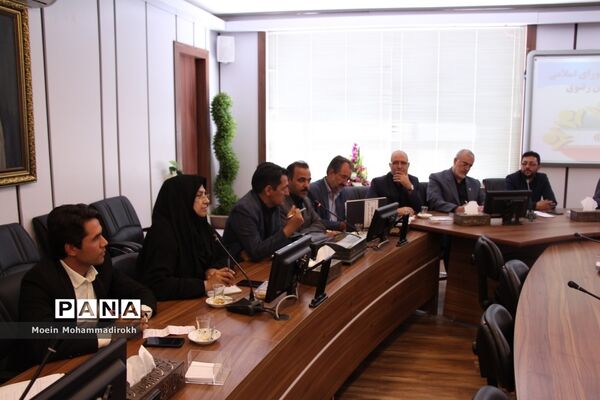 هفدهمین نشست شورای اسلامی خراسان رضوی با مسئولان آموزش و پرورش استان