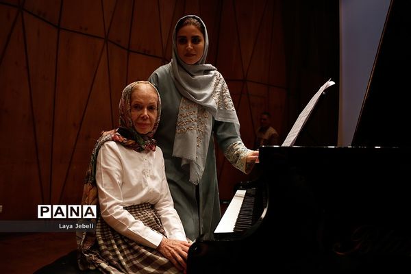 آیین رونمایی آلبوم «با یادش» یادواره استاد جواد معروفی