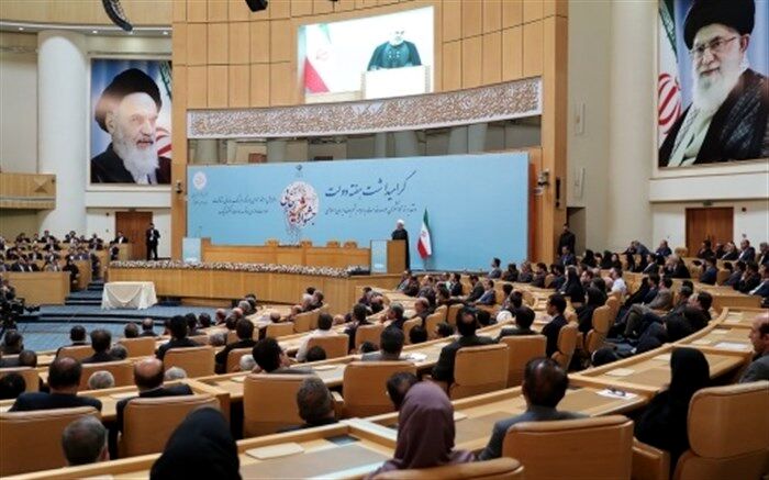 فساد با بگیر و ببند ریشه کن نمی شود؛ خود مدیران باید با شفافیت و توسعه دولت الکترونیک جلوی فساد سد بکشند