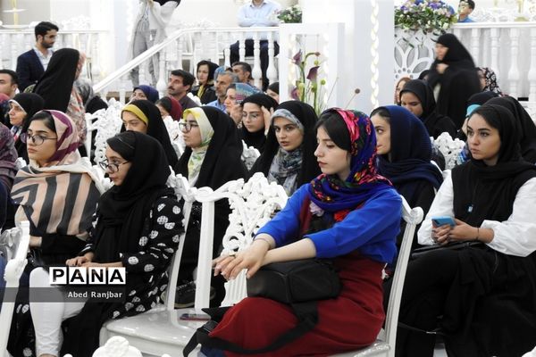 تجلیل از نفرات برتر کنکور۹۸ استان‌های مازندران، گیلان و گلستان