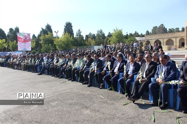 آیین غبار روبی مزار شهدا  به‌مناسبت گرامیداشت هفته دولت در ارومیه