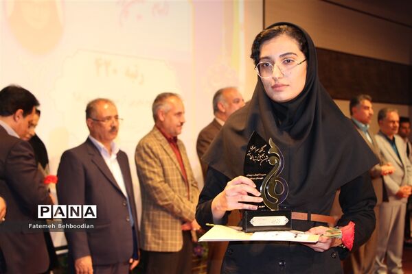 مراسم تجلیل از رتبه های زیر 1000 استان خراسان جنوبی