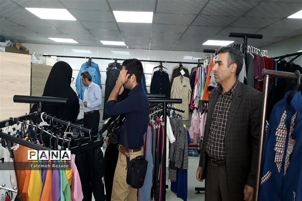 بازدید از فرایند تولید و ارائه لباس فرم مدارس