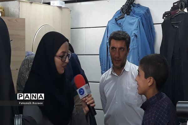 بازدید از فرایند تولید و ارائه لباس فرم مدارس
