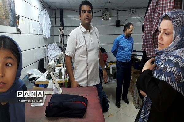 بازدید از فرایند تولید و ارائه لباس فرم مدارس
