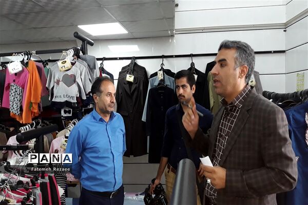 بازدید از فرایند تولید و ارائه لباس فرم مدارس