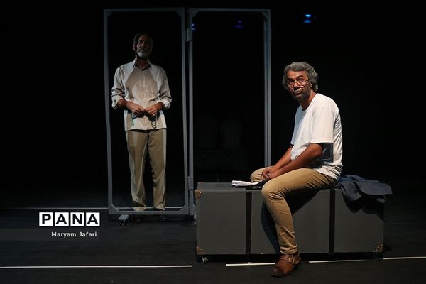 اجرای نمایش اسکرین شات