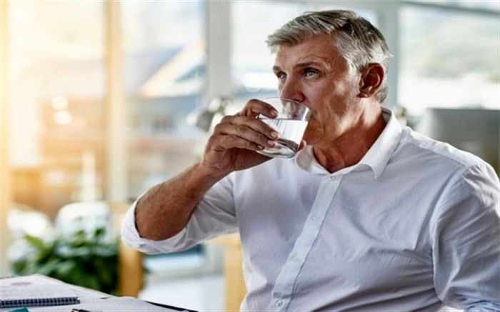 آب؛ چاره‌‌ای برای سردرد!