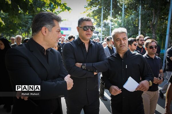 تشییع پیکر مهدی شادمانی