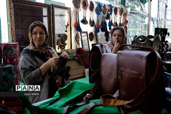 نمایشگاه زنان و تولید ملی