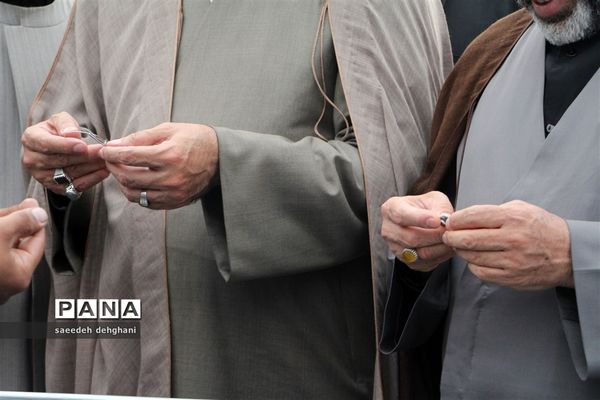 افتتاحیه  نمایشگاه ششمیم حسینی وخمیه معرفت