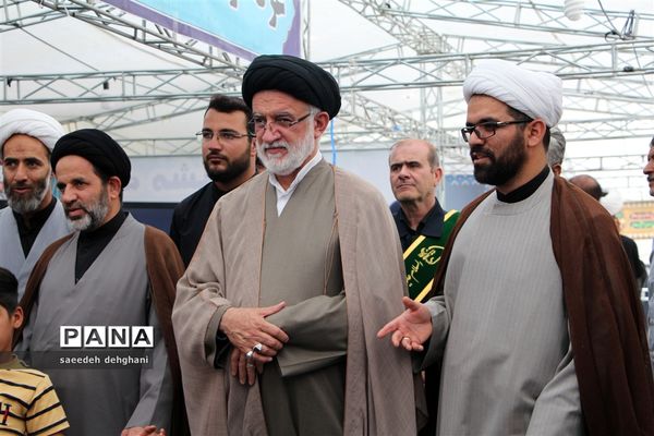 افتتاحیه  نمایشگاه ششمیم حسینی وخمیه معرفت