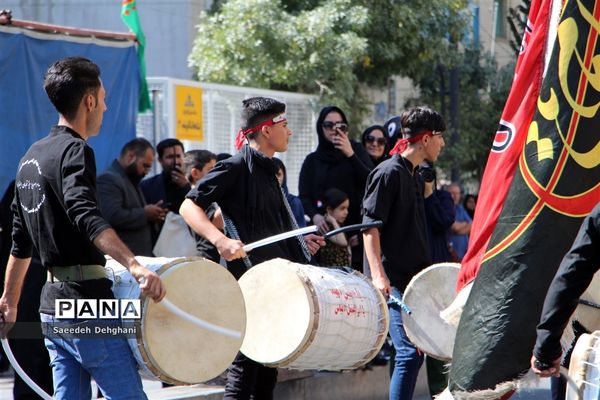عزاداری مردم شیراز در تاسوعای حسینی
