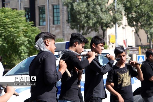 عزاداری مردم شیراز در تاسوعای حسینی