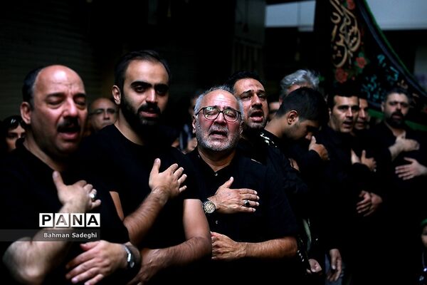 عزاداری تاسوعای حسینی در بازار تهران
