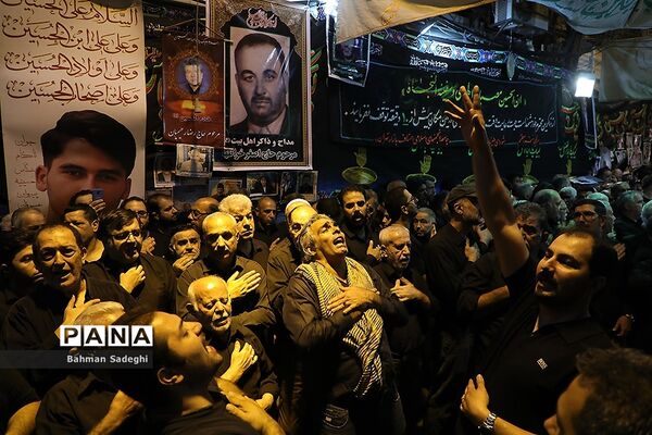 عزاداری تاسوعای حسینی در بازار تهران