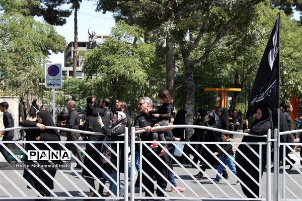 مراسم عزاداری روز تاسوعا در مشهد مقدس