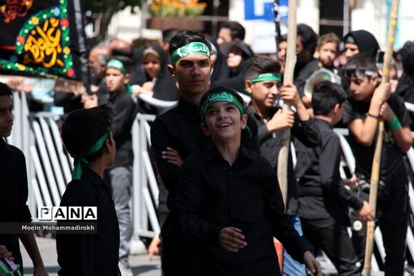 مراسم عزاداری روز تاسوعا در مشهد مقدس