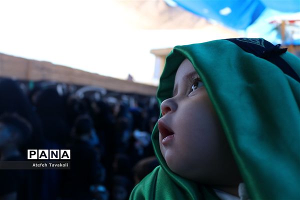 کودکان در قاب عزای حسین (ع)