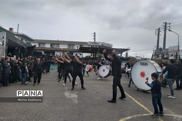 عزاداری روز عاشورا در محمودآباد