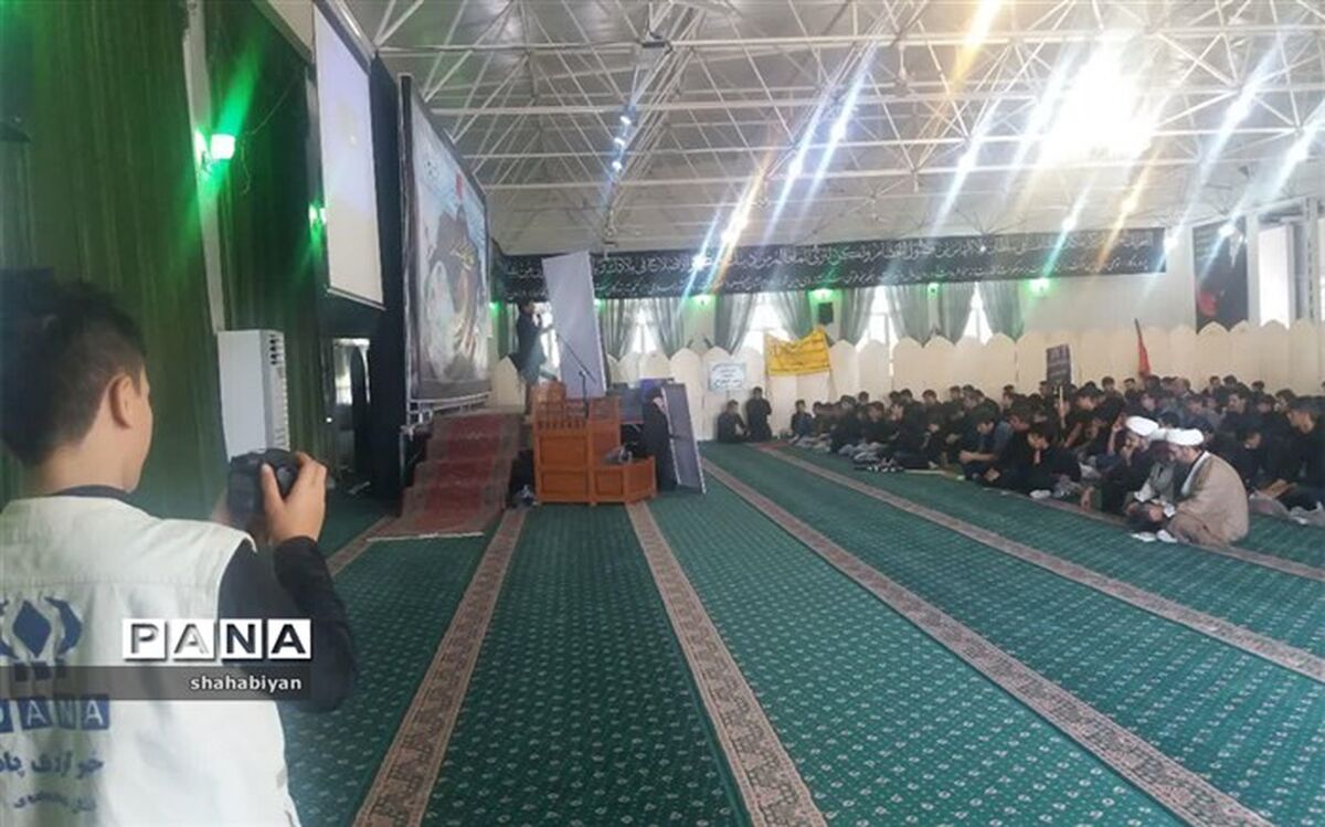فرهنگ عاشورای حسینی باید در بین نوجوانان  ومردم گسترش یابد