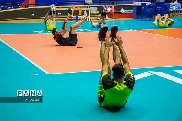 تمرین تیم والیبال شهرداری ارومیه