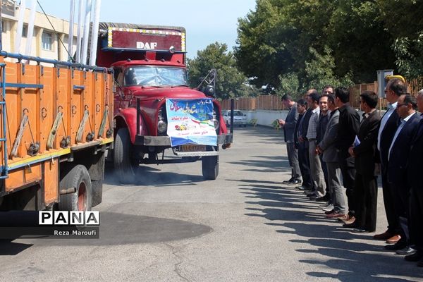 اعزام کاروان تجهیزات و وسایل ورزشی به مناطق ۲۴گانه آموزش و پرورش استان