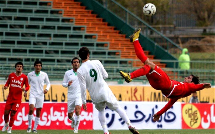 سنگینی کفه بردهای تراکتور در مصاف با ذوب آهن