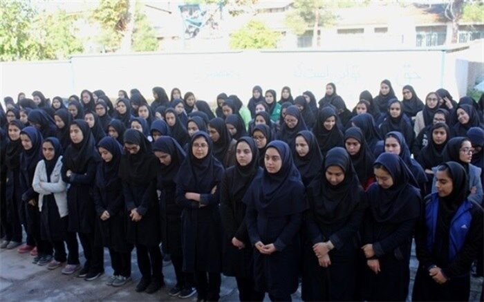 آموزش و فرهنگ سازی نقش مهمی در پیشگیری از آسیب های اجتماعی  میان دانش آموزان دارد
