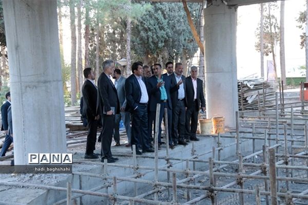 بازدید استاندار یزد از اردوگاه شهید رجایی محمدآباد