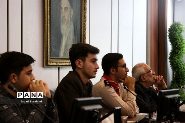 نشست شورای برنامه‌ریزی سازمان دانش‌آموزی خراسان رضوی
