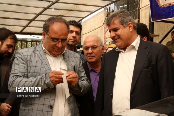 آیین رونمایی و الصاق نمادین برچسب سرویس مدارس شهر تهران