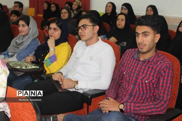همایش تجلیل از رتبه‌های زیر هزار کنکور سراسری و المپیادهای علمی دشتستان