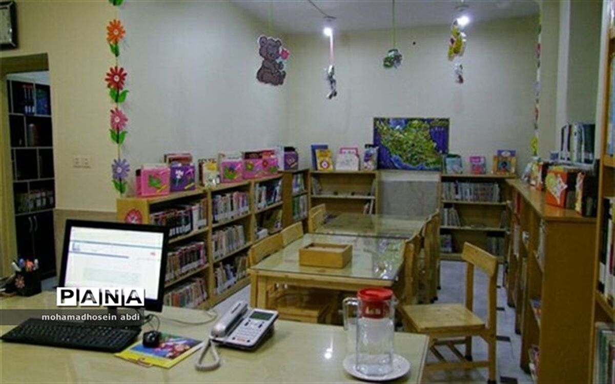 مدیر یک کتابخانه: گران شدن کاغذ آمار مراجعین کتابخانه ها را بالا برده است