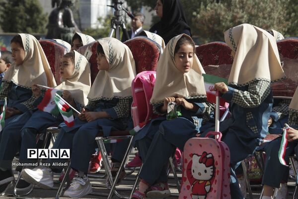 آیین استانی زنگ شکوفه‌ها در شیراز