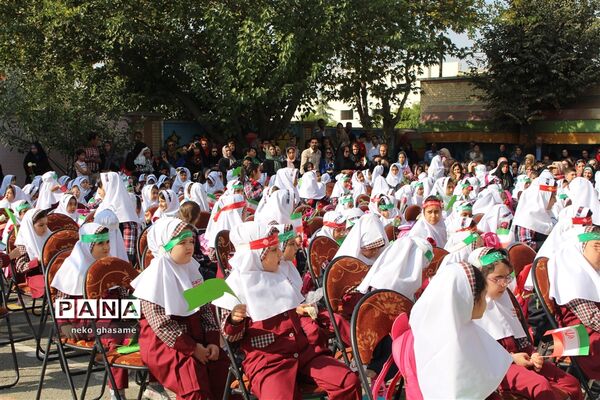 برگزاری آیین جشن شکوفه‌ها در مدرسه دخترانه شایستگان ناحیه 3 کرج