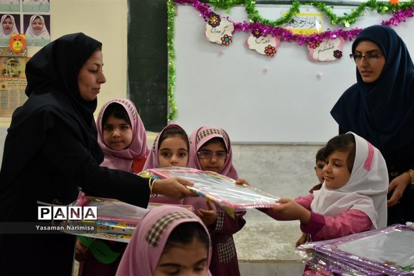 برگزاری آیین شکوفه‌های حسینی در امیدیه