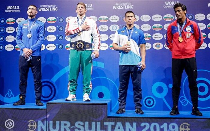 پیشکسوت کشتی فرنگی: «جوانگرایی» نتیجه داد