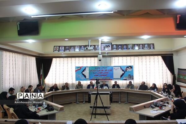 نشست خبری مدیرکل آموزش و پرورش استان همدان با اصحاب رسانه