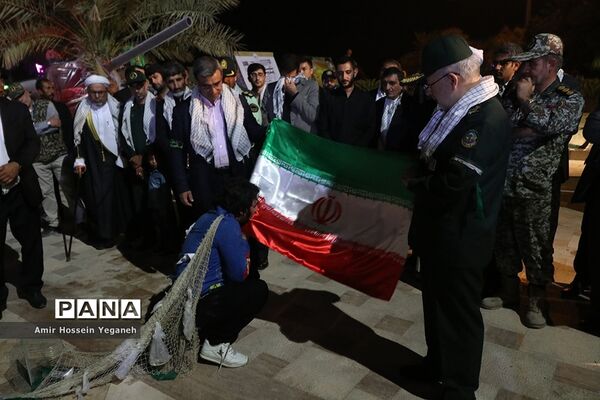 افتاحییه نمایشگاه دفاع مقدس در جزیره کیش