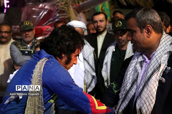 افتاحییه نمایشگاه دفاع مقدس در جزیره کیش