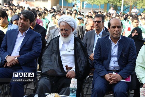 طنین زنگ مهر و مقاومت در مدارس یزد