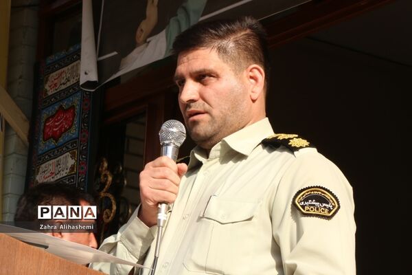 نواخته شدن زنگ سال تحصیلی جدید در دبیرستان شهید مفتح