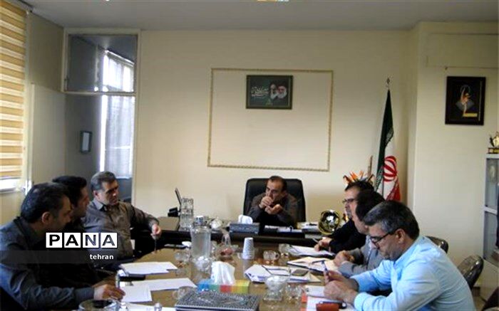 حسینی: انتخاب ناظران سرویس مدارس موضوع مهمی است