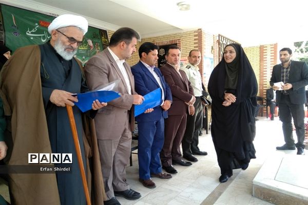 مراسم نمادین آغاز سال تحصیلی در قائمشهر