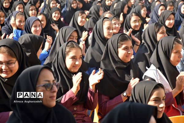 مراسم نمادین آغاز سال تحصیلی جدید در بابلسر